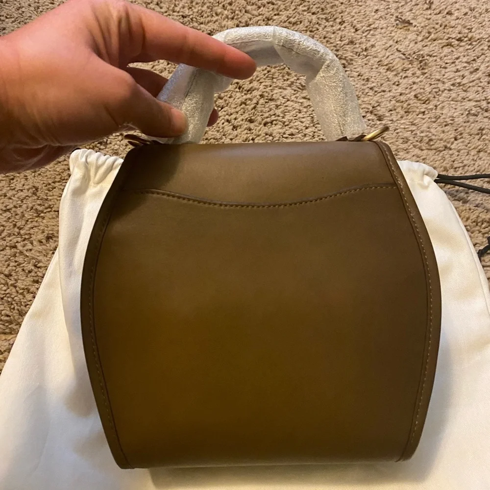 !!!SOLD!!! Coach 1941 Turnlock Curved Top Handle - Picture 3 of 9